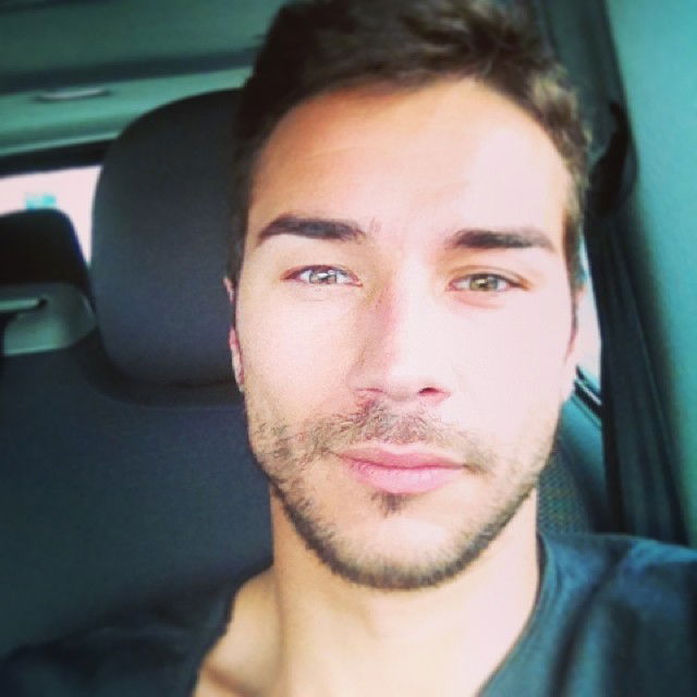 Luca Viganò fa una scommessa con i fan: “Con Eugenio Colombo, Marco Fantini e Jack Vanore stiamo organizzando di andare ad Ibiza, secondo voi chi sarà il primo a tirarsi indietro?” article-post