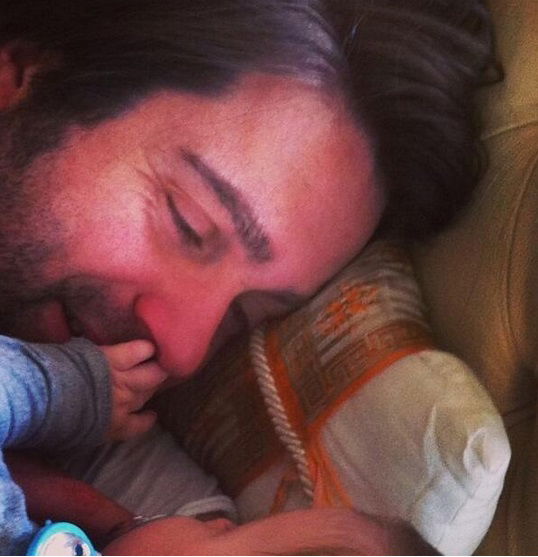 Martina Pascutti su Facebook mostra un tenerissimo Patrick Pugliese in versione papà: le foto preview