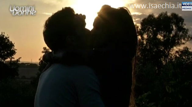 ‘Uomini e Donne’: l’opinione di Isa sulla puntata di oggi del Trono blu preview