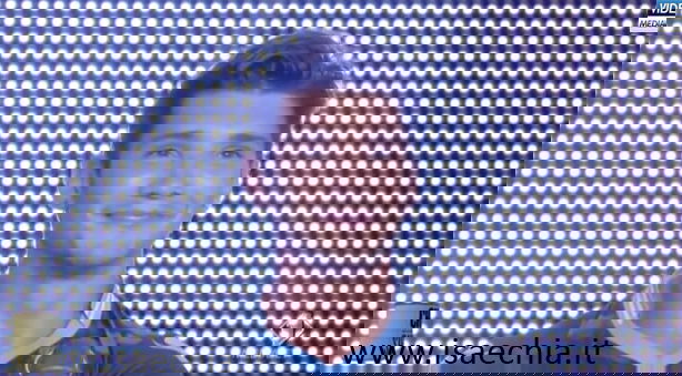 Stefano De Martino ospite a Chiambretti Supermarket: “Ho conquistato Belen Rodriguez approcciandola come nessuno aveva mai fatto” preview