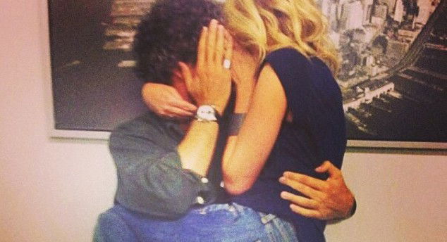 Alessia Marcuzzi e Paolo Calabresi Marconi: la conduttrice sdogana il nuovo fidanzato sui social network article-post