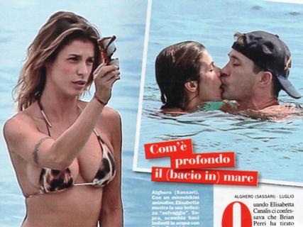 Elisabetta Canalis: topless da urlo e i brutti scherzi del bikini! preview