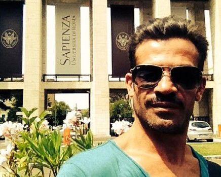 Gianni Sperti su Instagram: ‘Il prossimo capitolo della mia vita lo scriverò all’Università!’ preview