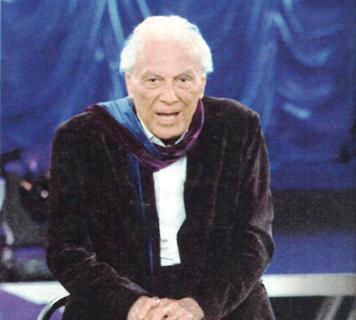 Giorgio Albertazzi: “Ballerò in tv per Milly Carlucci, perché a 91 anni, sono più giovane che mai!” article-post