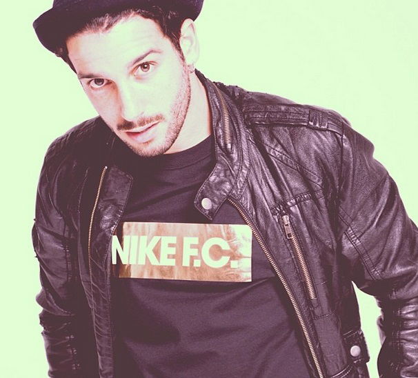 Jonas Berami de ‘Il segreto’ è uno dei nuovi tronisti di ‘Uomini e Donne’: ma qualche mese fa a IsaeChia.it aveva dichiarato che… article-post