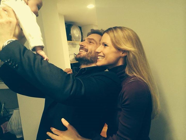 Michelle Hunziker conferma la seconda gravidanza su Facebook: “Ora possiamo dirlo! Io e Tomaso Trussardi aspettiamo un altro bebè!” preview
