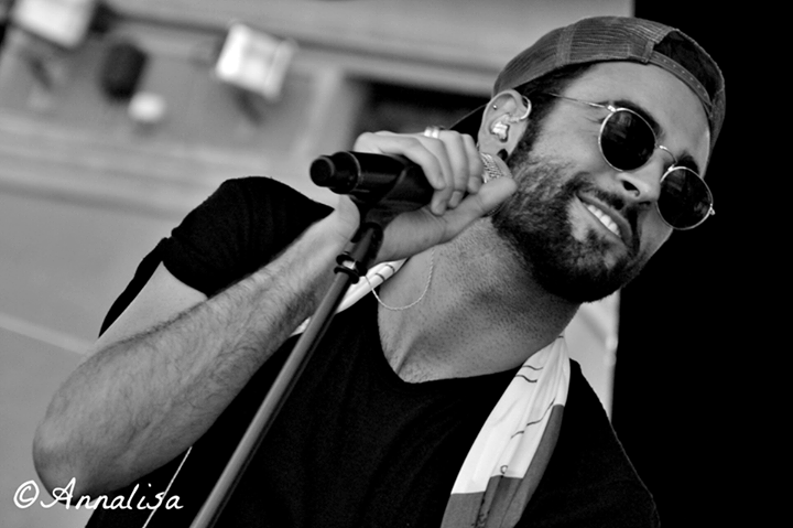 Fattore M: spazio dedicato a Marco Mengoni. #Incomparable su Kiss TV. Ascoltando #icoloridellamusica preview