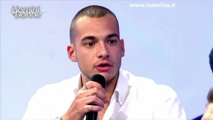 Mattia Mayol, dal trono di Teresanna Pugliese a quello di Teresa Cilia: tutte le foto del corteggiatore di ‘Uomini e Donne’ preview