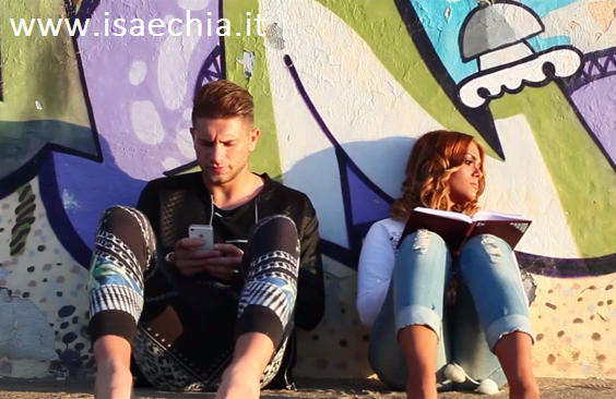 ‘Uomini e Donne’, il corteggiatore Salvatore Di Carlo protagonista del videoclip ‘Sto bene così’ di Giuliana Vitale preview