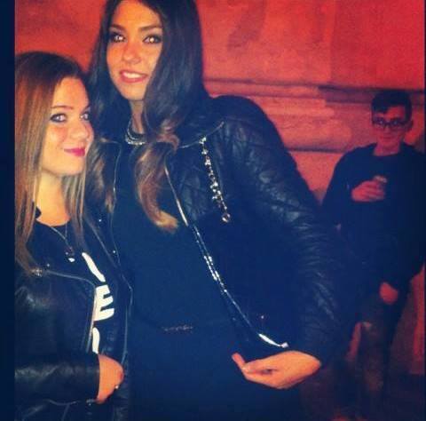 Sharon Bergonzi avvistata ieri a Caserta: le foto inedite della corteggiatrice preview