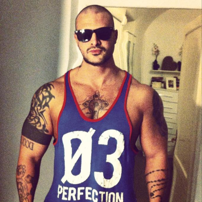 ‘Uomini e Donne’, l’ex tronista Alessandro Pess annuncia la perdita del bimbo che aspettava dalla compagna Rossella Zingaretti preview