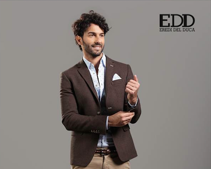 Mario De Felice tra amore e carriera: ecco l’ex corteggiatore in versione testimonial per un brand d’abbigliamento preview