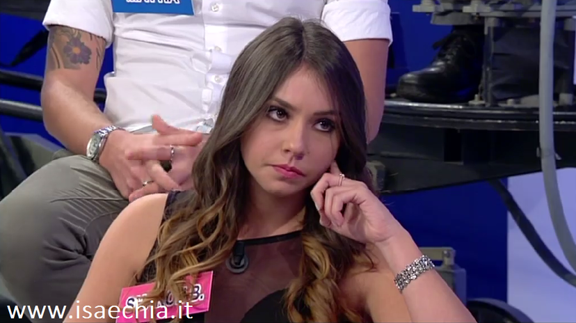 ‘Uomini e Donne’, Sharon Bergonzi pubblica un pensiero per Andrea Cerioli? Intanto un’amica la difende dalle critiche preview