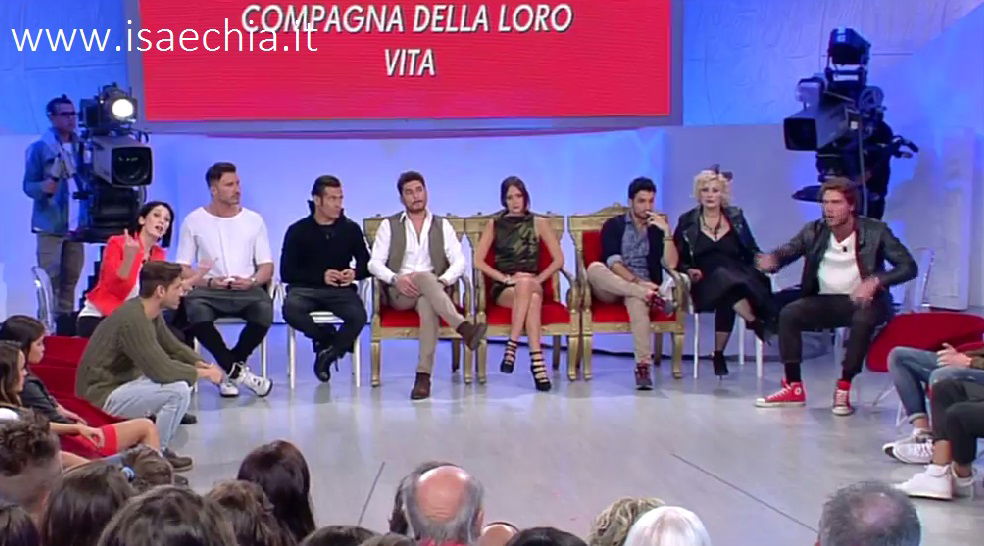 Manfredi Ferlicchia si sfoga su Facebook: ‘Ecco cosa si è disposti a fare per 3 minuti di tv!’. Veronica Valà risponde, e Giorgia Lucini ironizza.. article-post