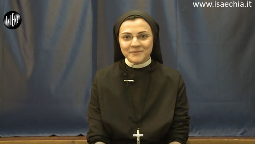 Suor Cristina Scuccia intervistata a ‘Le Iene’: “Non ho mai fatto l’amore con un ragazzo, ma se avessi trovato l’amore della mia vita mi sarei concessa!” preview
