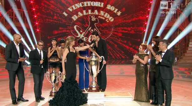 ‘Ballando con le stelle’ vincono la decima edizione Giusy Versace e Raimondo Todaro