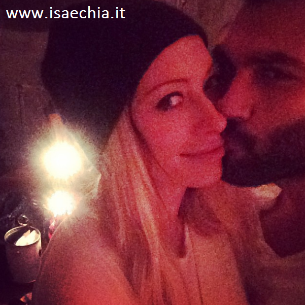 Francesco Arca, su Instagram gli auguri per la fidanzata Irene Capuano article-post