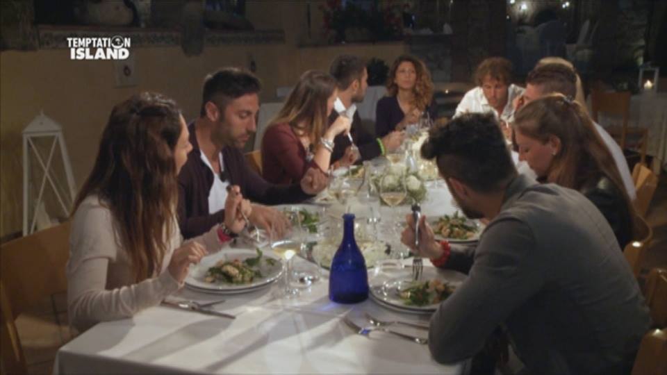 Auditel ‘Temptation Island – Qualche mese dopo’: ascolti deludenti e in tre giorni su cinque vince la concorrenza della Rai article-post