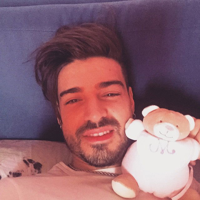 ‘Uomini e Donne’, Tina Cipollari fa un regalo al suo beniamino Fabio Colloricchio preview