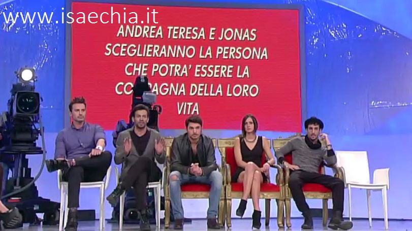 ‘Uomini e Donne’: l’opinione di Chia sulla puntata di oggi del Trono classico preview