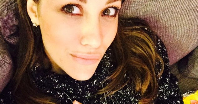 ‘Uomini e Donne’, l’ex tronista Teresanna Pugliese presto mamma! article-post