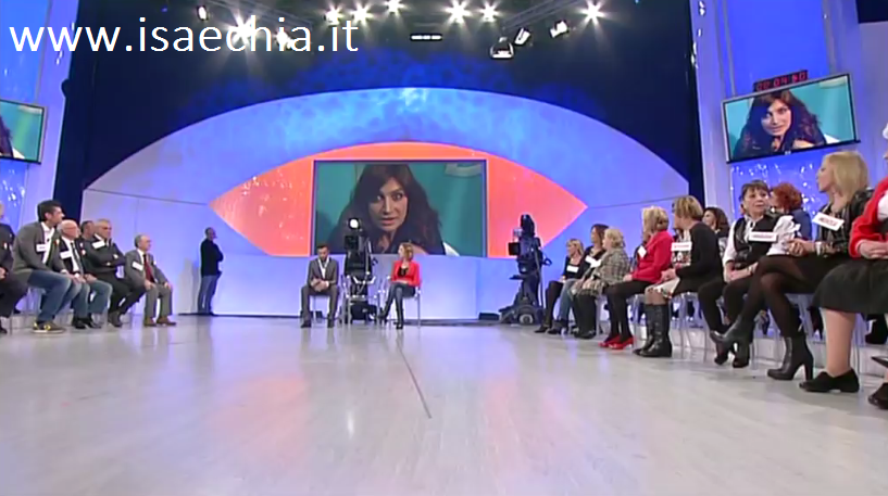 ‘Uomini e Donne’: l’opinione di Chia sulla puntata di oggi del Trono over preview