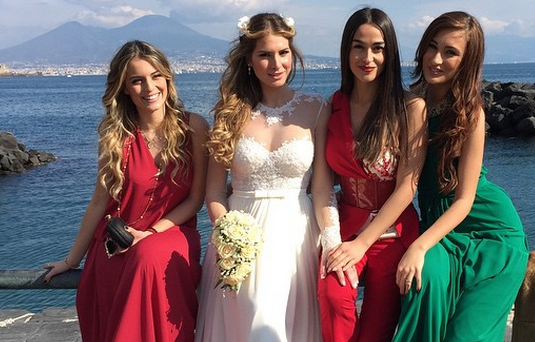 Teresanna Pugliese, Pasqualina Sanna e Ramona Amodeo alle nozze della modella Nancy Gabriele: le foto