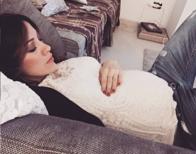 Teresanna Pugliese, prima uscita pubblica con il pancione per l’ex tronista di ‘Uomini e Donne’ article-post