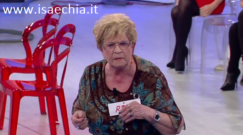 ‘Uomini e Donne’: l’opinione di Chia sulla puntata di oggi del Trono over preview