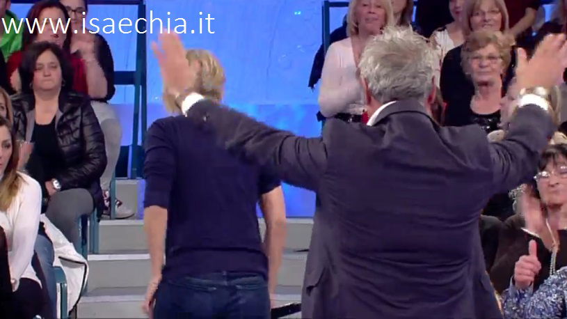 ‘Uomini e Donne’: l’opinione di Isa sulla puntata di oggi del Trono over preview