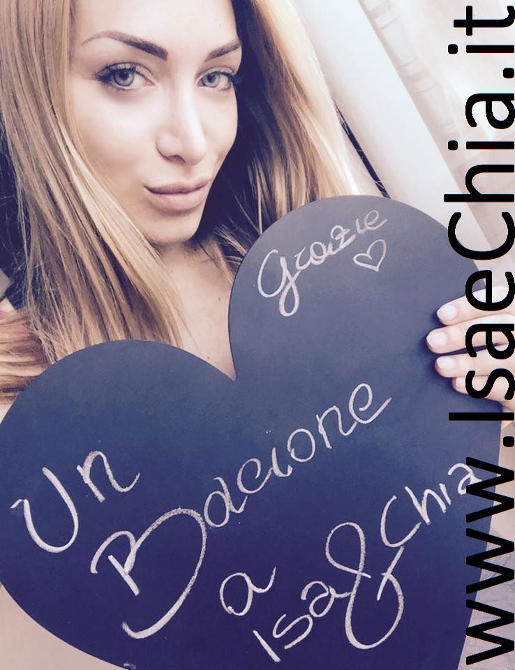 Elisa De Panicis a IsaeChia.it: ‘Sarò una dei naufraghi di “Supervivientes”, ma sono così brava a soggiogare gli uomini che potrei essere perfetta anche come tronista!’ preview