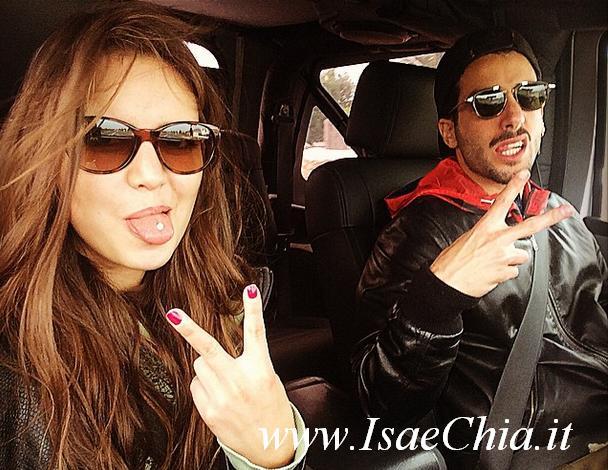 ‘L’Isola dei Famosi 11’, Rama Lila Giustini sostiene Jonás Berami: “Anche da Parigi mi tocca salvarti!” article-post