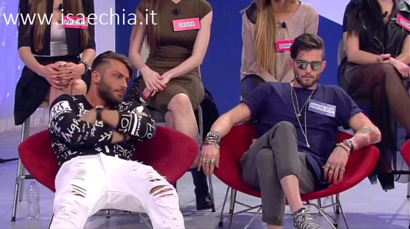 ‘Uomini e Donne’: l’opinione di Isa sulla puntata di oggi del Trono classico article-post