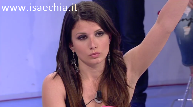 Veronica Guerri, su Youtube le performance canore della corteggiatrice di Amedeo Andreozzi a ‘Uomini e Donne’ preview