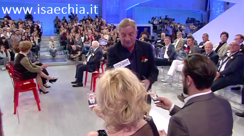 ‘Uomini e Donne’: l’opinione di Chia sulla puntata di oggi del Trono over preview