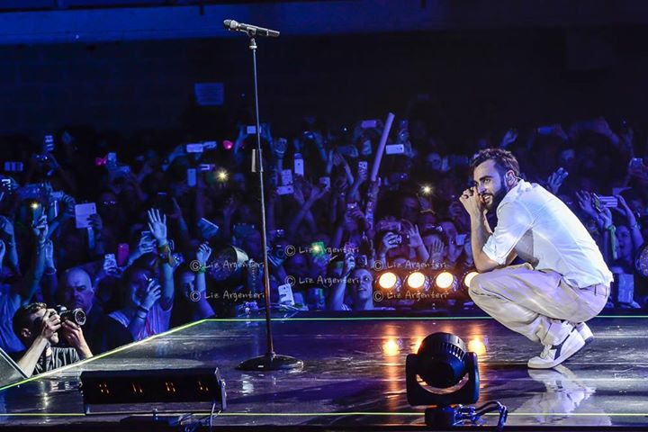 Fattore M: spazio dedicato a Marco Mengoni. Marco ospite al serale di “Amici”. “Esseri Umani” è disco d’oro article-post