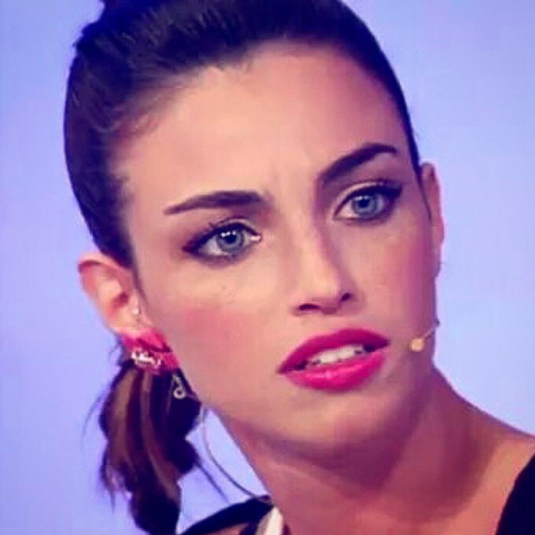 Nicole Mazzocato su Instagram: “Scelgo io chi far entrare nella mia vita, non sono fatta per tutti!” article-post