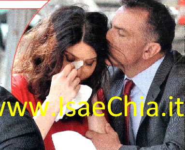 Le lacrime di Carmen Di Pietro: “Voglio avere un terzo figlio, ma non riesco a rimanere incinta” preview