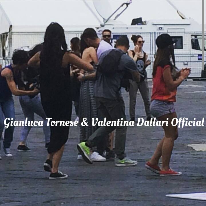 ‘Uomini e Donne’, Valentina Dallari a Napoli per l’ultima esterna con Gianluca Tornese prima della scelta? preview