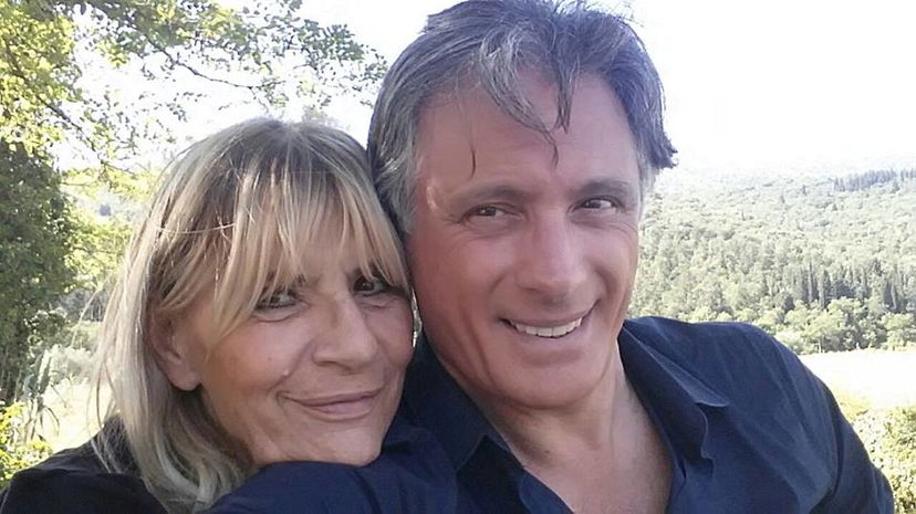 Giorgio Manetti, la storia con Gemma Galgani continua. Ma lui va fare una sorpresa a Tina Buglione… preview