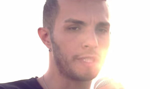 ‘Ho scelto di no’, il nuovo singolo di Marco Carta che anticipa un album di inediti: il video preview