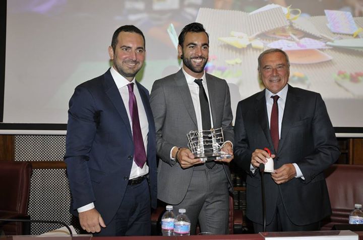 Fattore M: spazio dedicato a Marco Mengoni. Marco premiato in Senato dal Garante per l’infanzia e l’adolescenza per il suo “sentimento positivo” preview