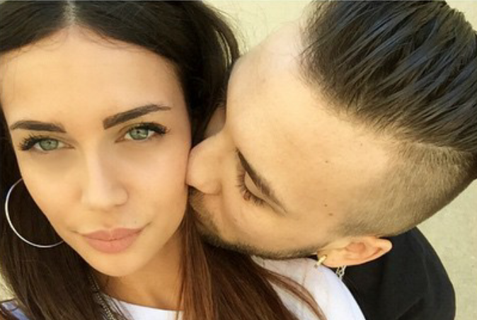 Mattia Briga fa una dedica su Instagram alla sua fidanzata: “La terra gira intorno al sole e io giro intorno a te!” article-post