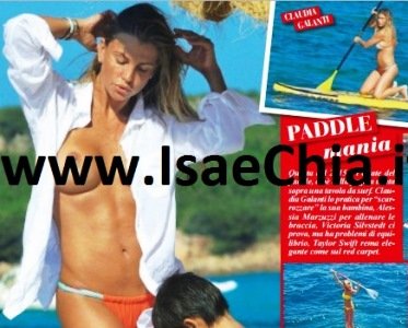 Claudia Galanti miss Smeralda in topless: “Le foto? Sono casuali. Basta un attimo!”