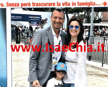 Lavori in corso per Amadeus: “E’ vero, io e mia moglie Giovanna Civitillo stiamo pensando al secondo figlio!” article-post