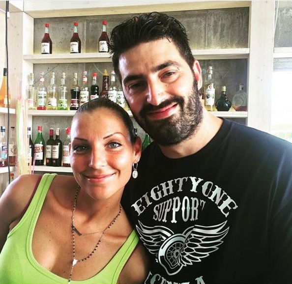 Tara Gabrieletto su Instagram annuncia di tornare a fare la barista a Vicenza, e alle critiche risponde così… preview