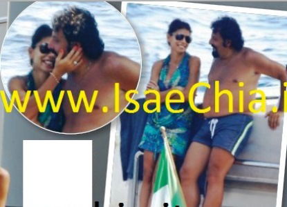 Enrico Brignano in barca con Flora Canto e…Christian De Sica: un mare di risate! preview