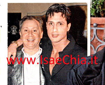 Lele Mora sbotta: “Fabrizio Corona fa le serate e va dal chirurgo estetico”. Così l’ex re dei paparazzi rischia di tornare in galera! preview