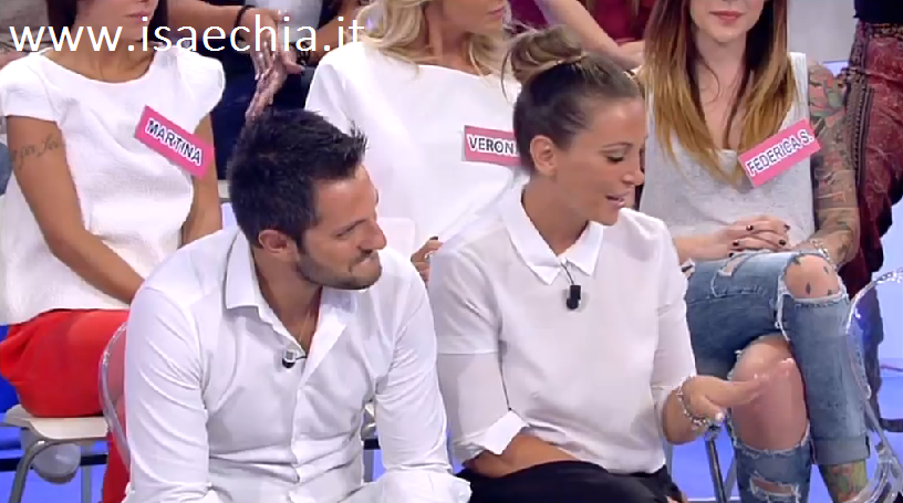 Sonia Carbone su Instagram: “Ho trovato l’abito da sogno col quale raggiungerò Gabriele Caiazzo all’altare!” preview