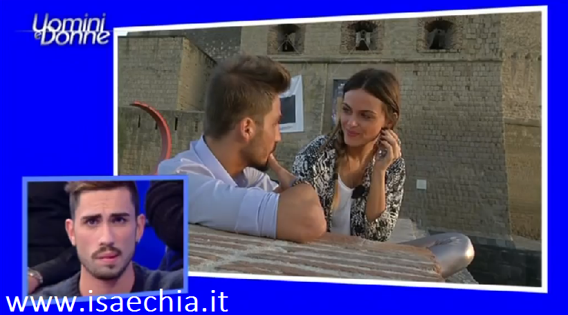 Gennaro Farella su Instagram: “Un gesto, una svolta”. Primo bacio con la tronista Silvia Raffaele? preview